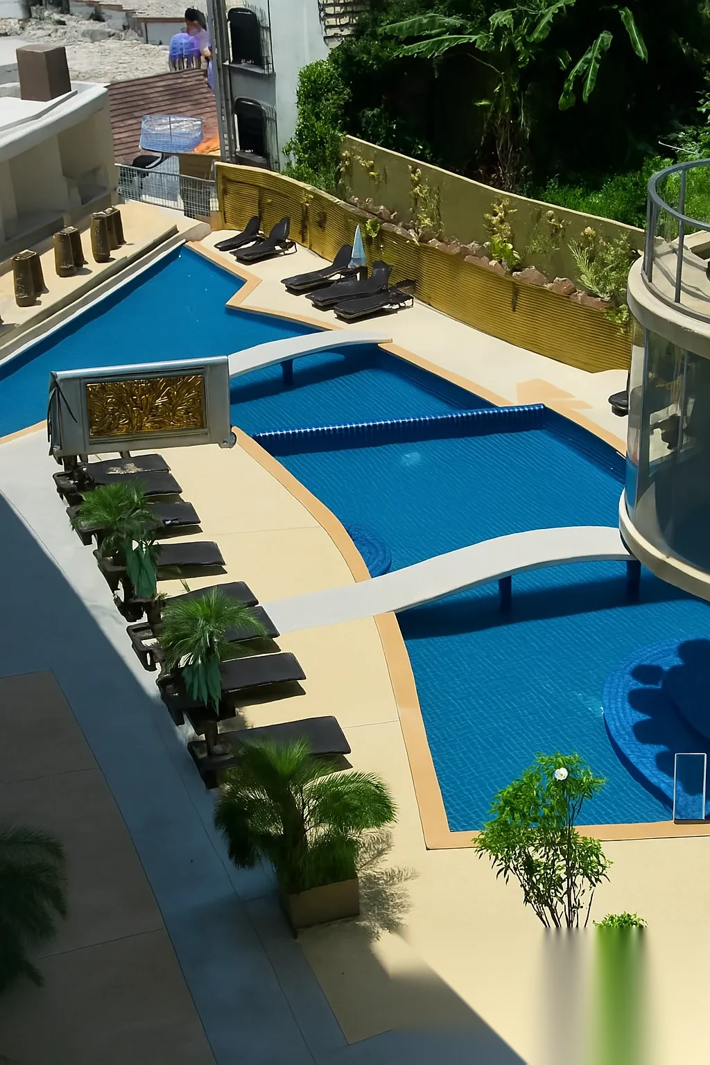 2 Bedroom Apartment for sale at Bayshore Oceanview Condominium complex · Patong · Sea View — photo 27