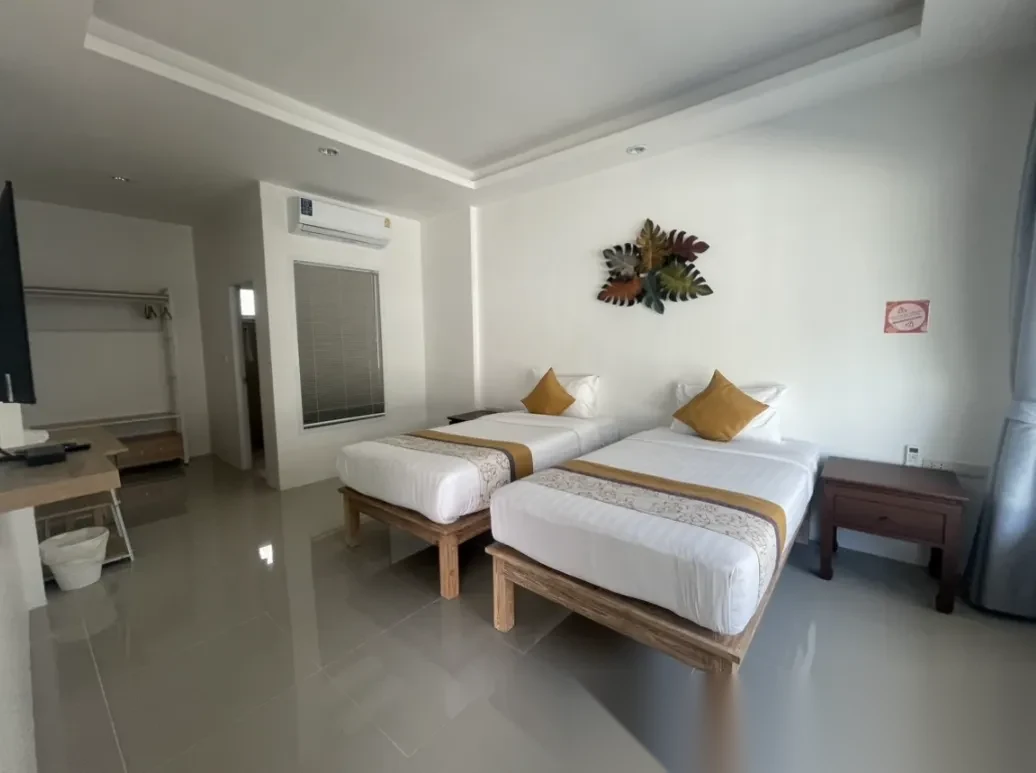 5 Bedroom Villa for rent at De Palm Pool Villa complex · Thep Krasattri · Pool View — photo 4