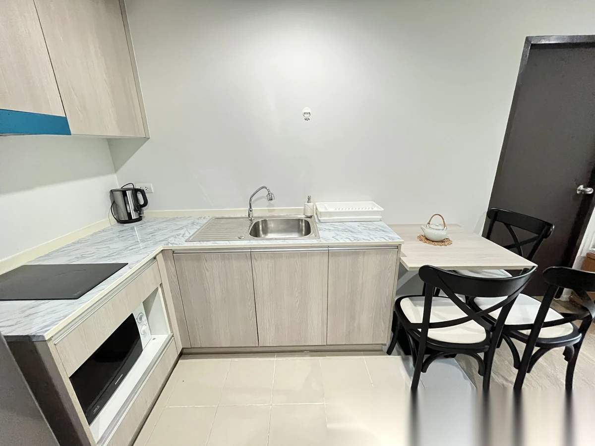2 Bedroom Apartment for rent at Centrio complex · Wichit · Pool View — photo 3
