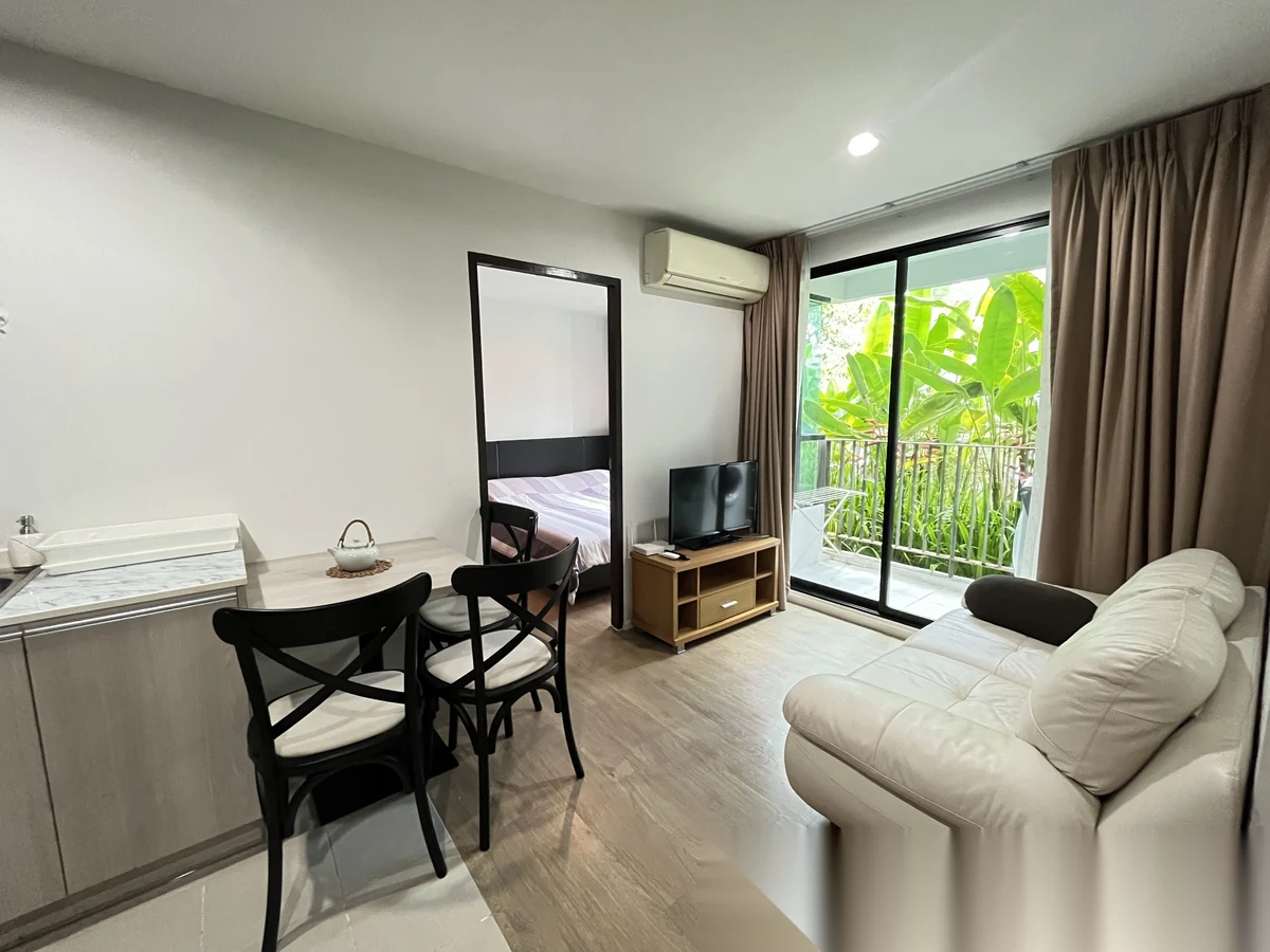 2 Bedroom Apartment for rent at Centrio complex · Wichit · Pool View — photo 7