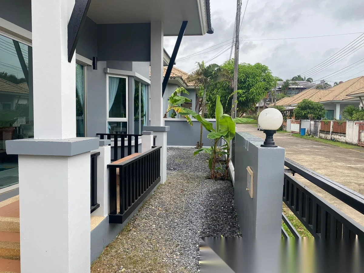 2 Bedroom Townhouse for rent at Prime Place Phuket-Victory Monument complex · Si Sunthon · Garden View — photo 10