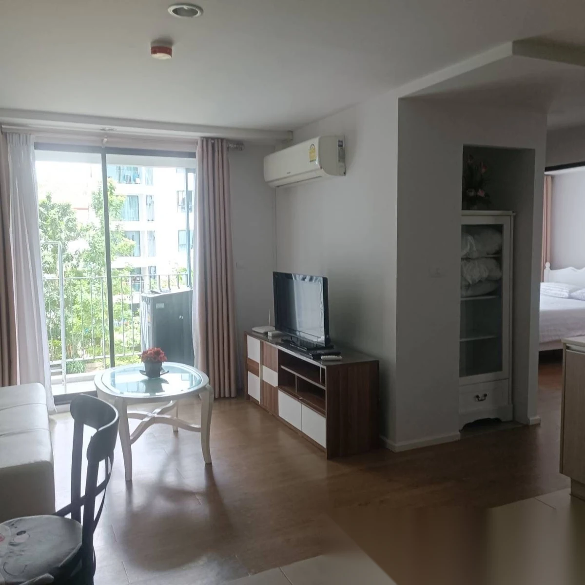 2 Bedroom Apartment for rent at Centrio complex · Wichit · Pool View — photo 3