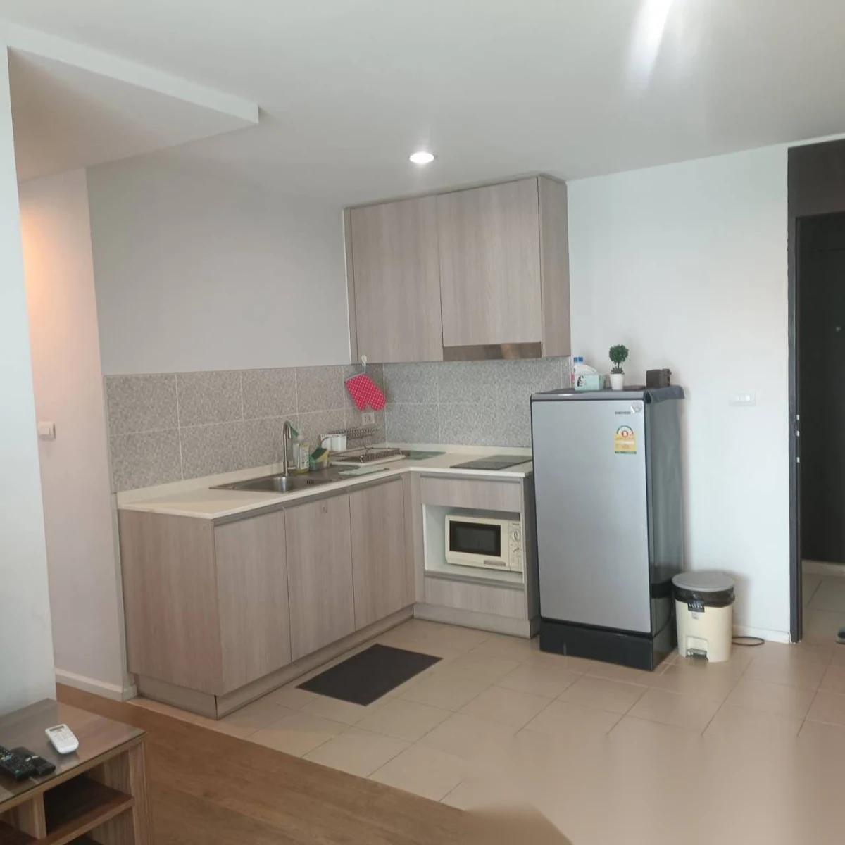 2 Bedroom Apartment for rent at Centrio complex · Wichit · Pool View — photo 4