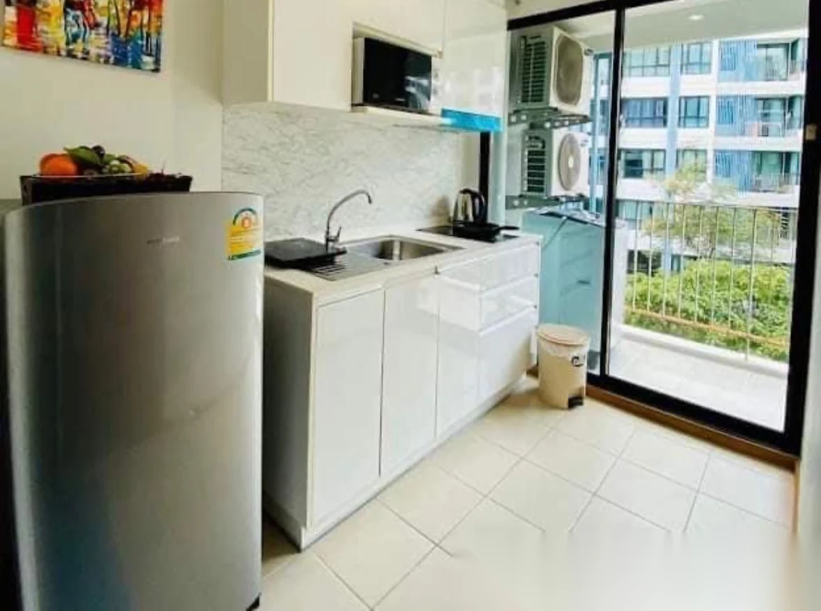 1 Bedroom Apartment for rent at Centrio complex · Wichit · Pool View — photo 3