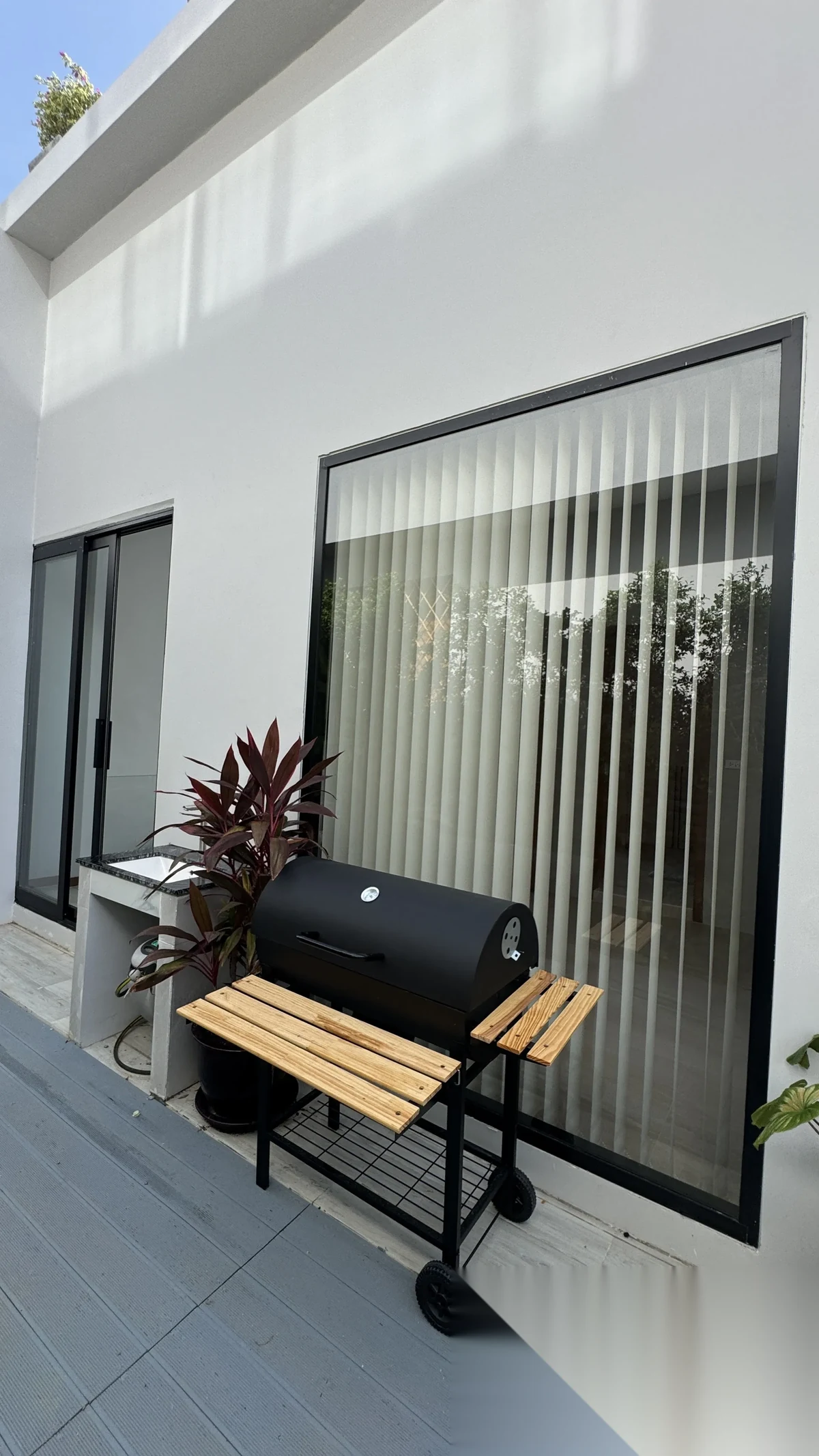 4 Bedroom Villa for sale at Ocean Hills Phuket complex · Choeng Thale · Pool View — photo 15