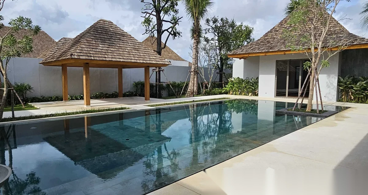 4 Bedroom Villa for rent at Anchan Tropicana complex · Thep Krasattri · Pool View — photo 2