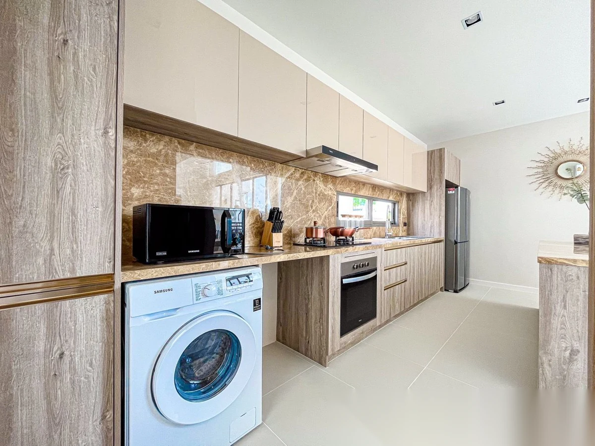 Вилла 3BR в комплексе Zenithy Pool Villa · Си Сунтон · Вид на море — фото 6