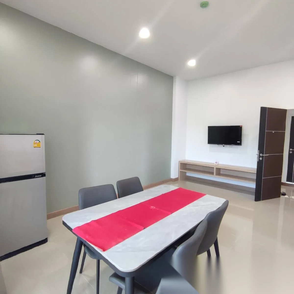 1 Bedroom Apartment for rent at Baan Sai Yuan Residence complex · Rawai · Pool View