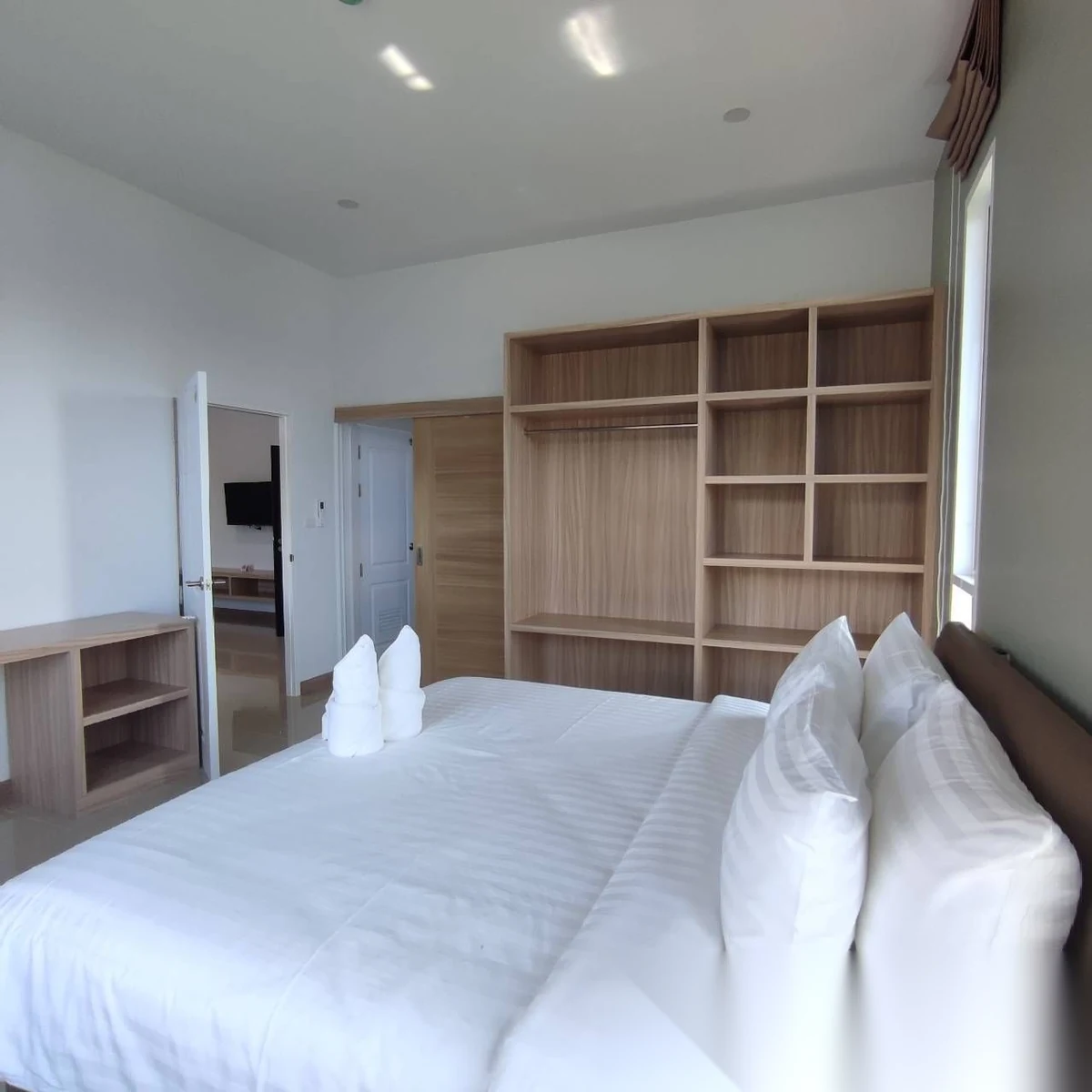 Апартаменты 1BR в ЖК Baan Sai Yuan Residence · Раваи · Вид на бассейн — фото 5