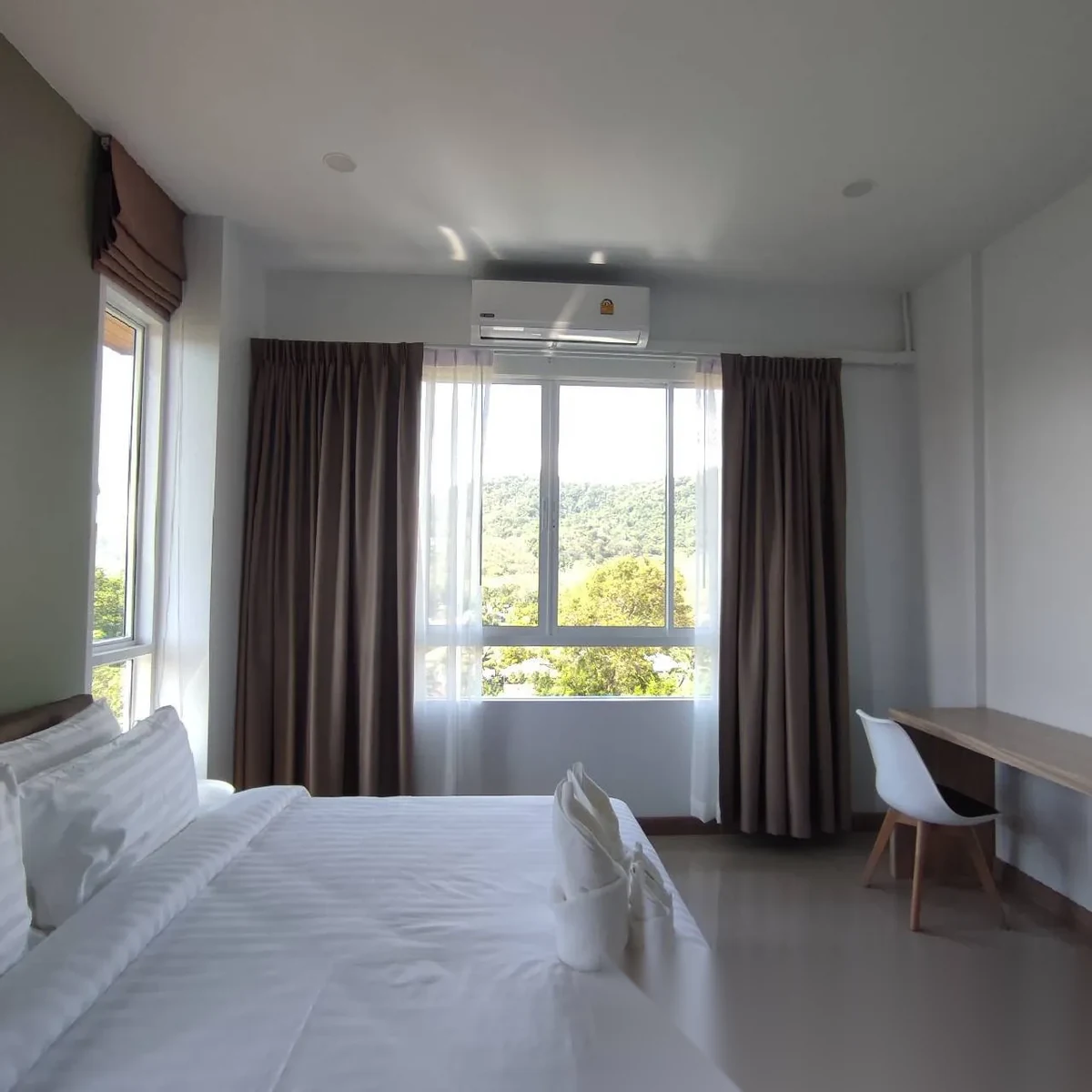 Апартаменты 1BR в ЖК Baan Sai Yuan Residence · Раваи · Вид на бассейн — фото 6