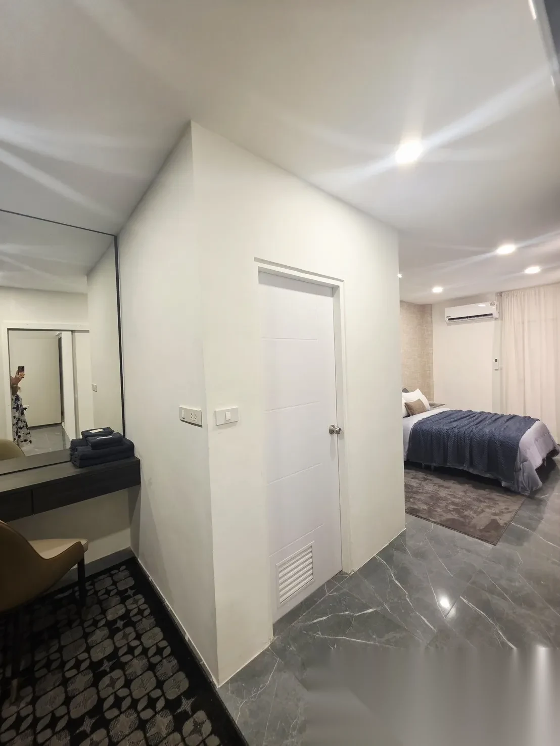 Вилла 4BR в комплексе The First Phuket · Пхукет-таун · Вид на бассейн — фото 31