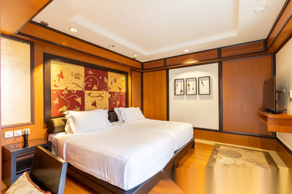 2 Bedroom Villa for sale at Banyan Tree complex · Choeng Thale · Pool View — photo 9
