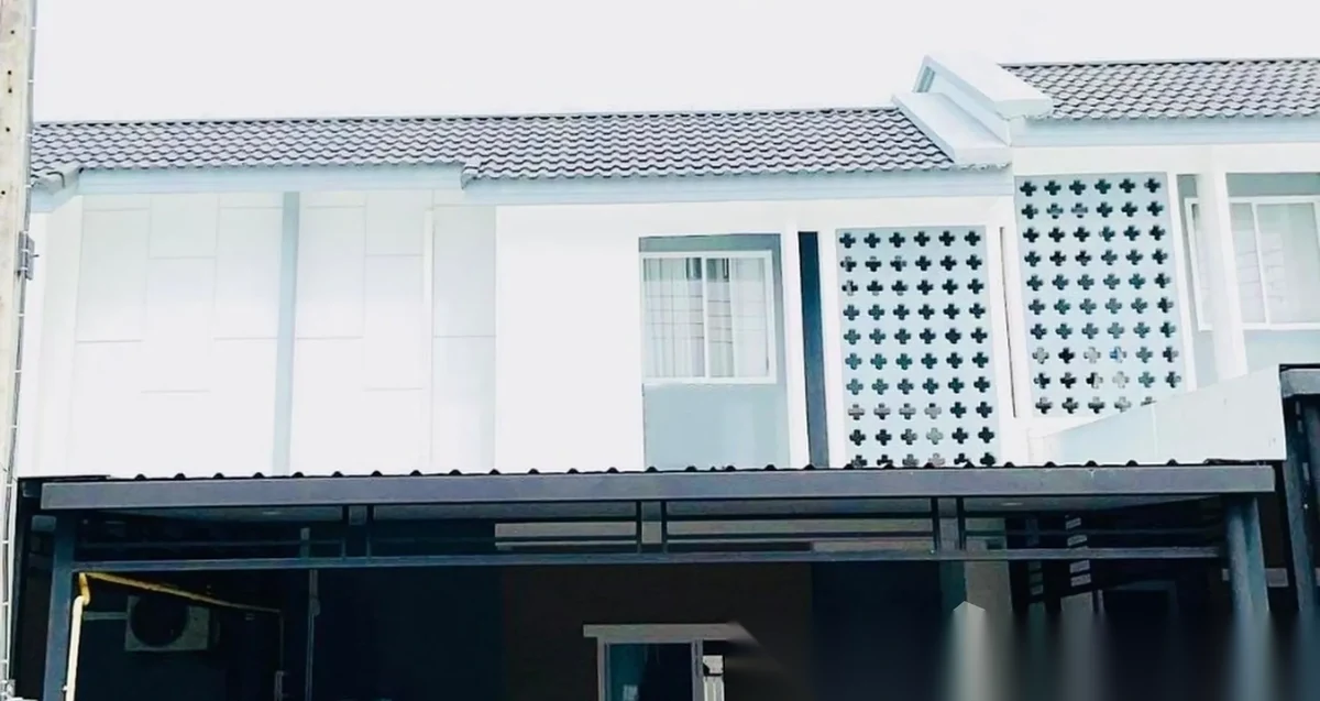 3 Bedroom Townhouse for rent at The First Phuket complex · Phuket Town · Garden View — photo 2