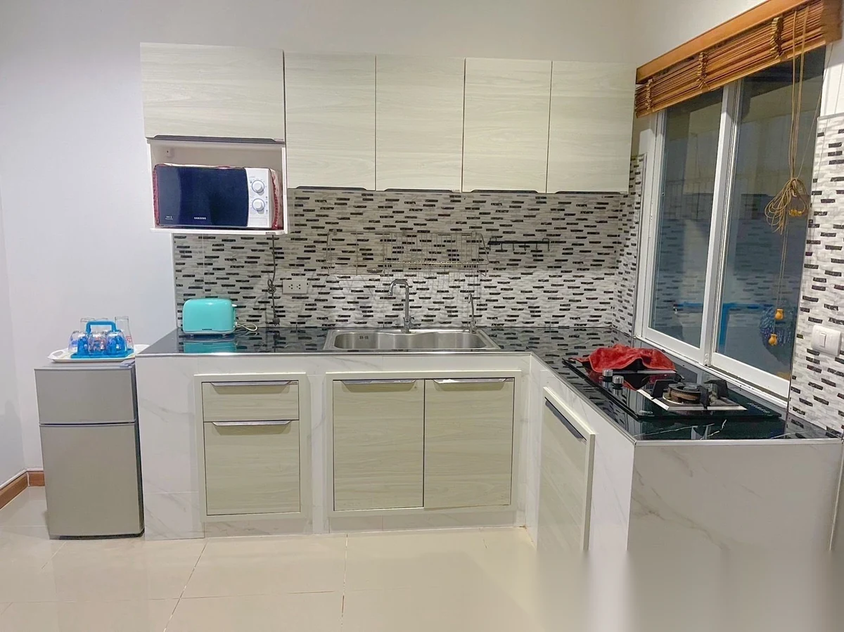 3 Bedroom Townhouse for rent at The First Phuket complex · Phuket Town · Garden View — photo 4