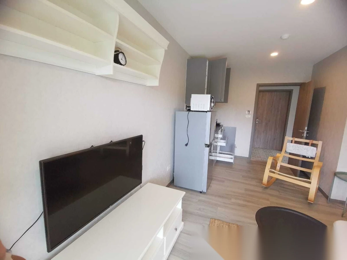 Апартаменты 1BR в ЖК The Title Residencies · Саку · Вид на бассейн — фото 3