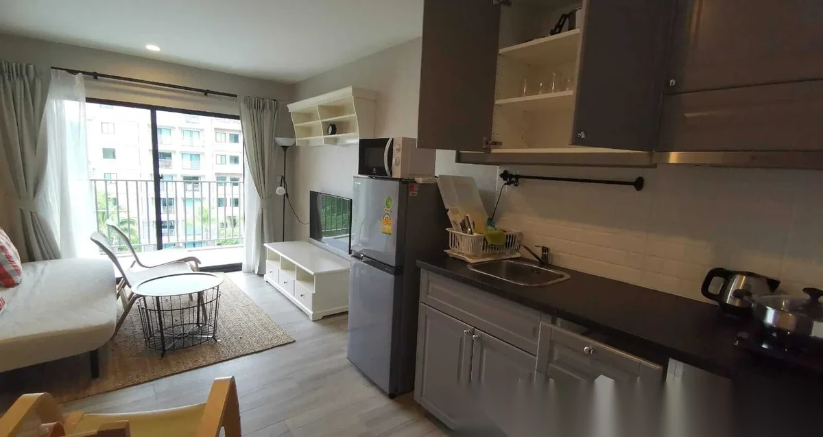 1 Bedroom Apartment for rent at The Title Residencies complex · Sakhu · Pool View
