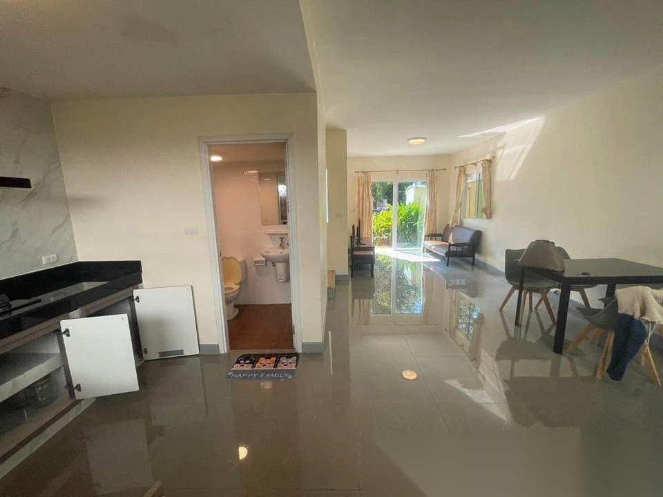 3 Bedroom Townhouse for rent at Pruksa Ville Thalang complex · Thep Krasattri · Garden View — photo 5