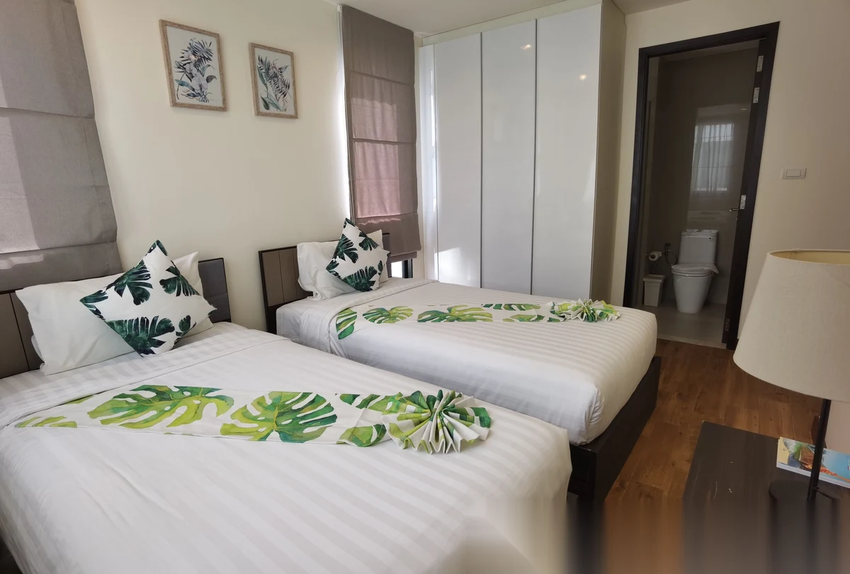 5 Bedroom Villa for sale at Laguna Park complex · Choeng Thale · Pool View — photo 4
