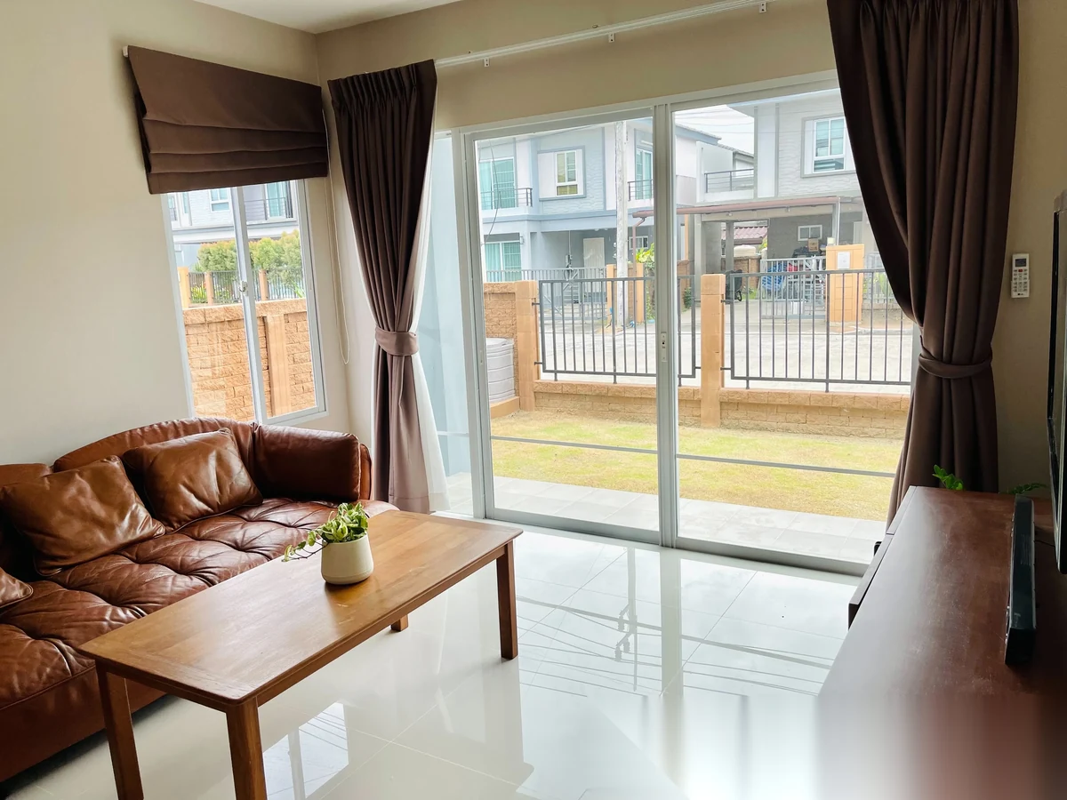 Дом 3BR в комплексе The Plant Thepkrasatti-Thalang · Теп Красаттри · Вид в сад — фото 4