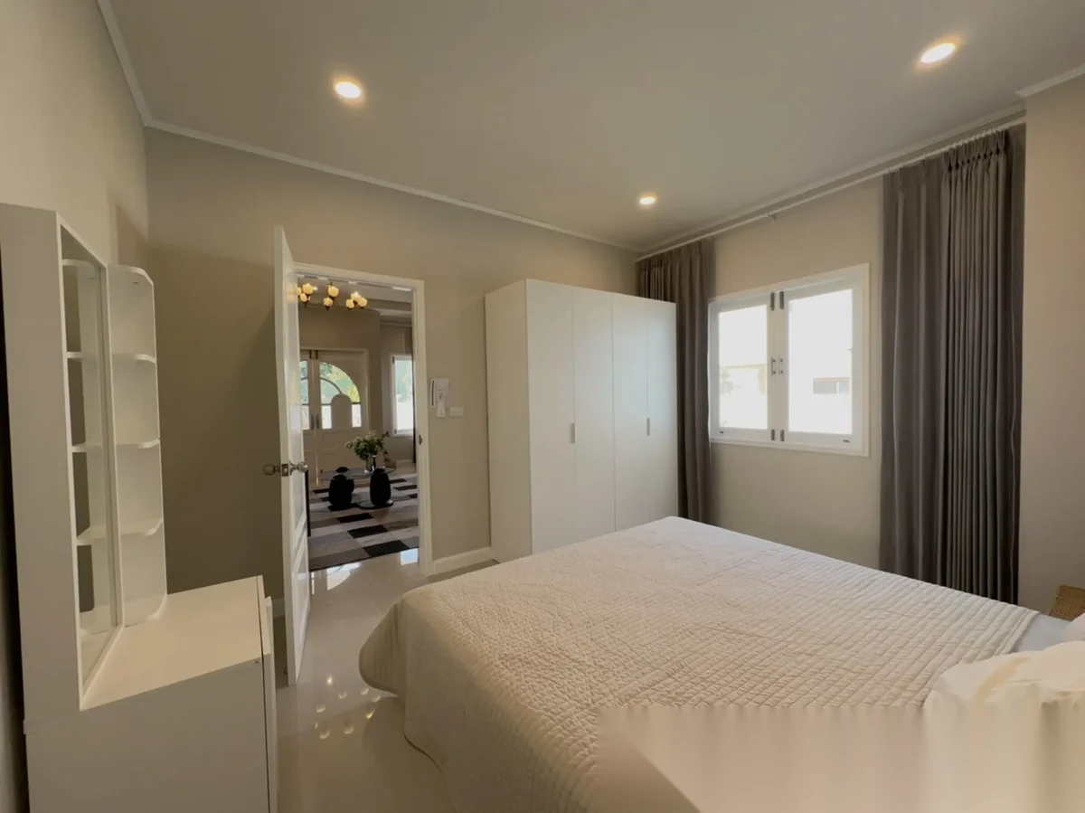 4 Bedroom House for rent at Permsap Villa complex · Si Sunthon · Garden View — photo 4