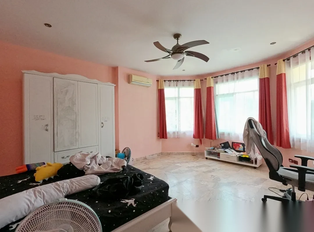 6 Bedroom Villa for sale · Pool View — photo 18