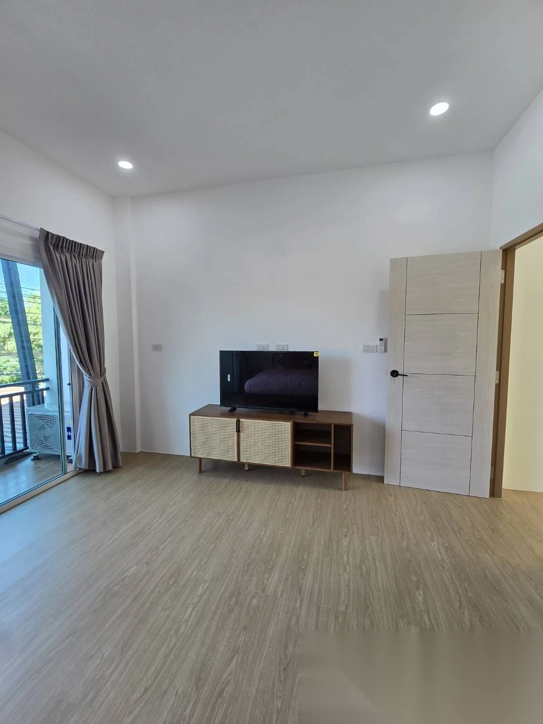 2 Bedroom House for rent at Modern Life Phuket complex · Chalong · Garden View — photo 6