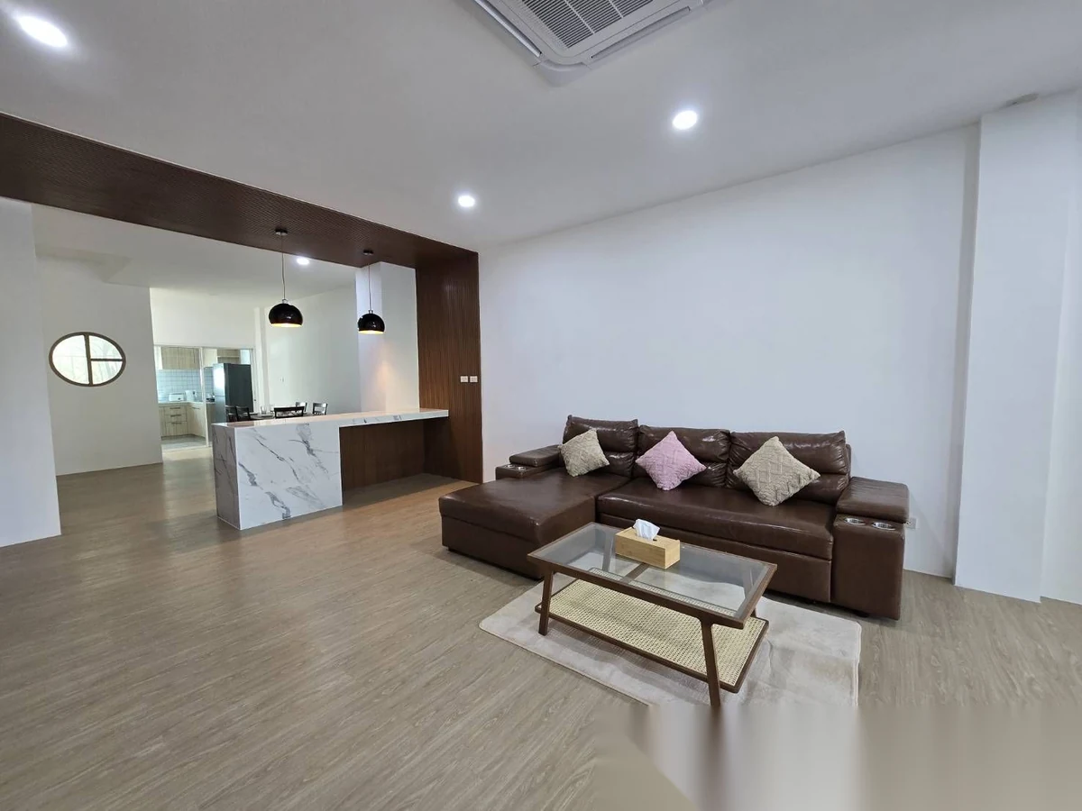 2 Bedroom House for rent at Modern Life Phuket complex · Chalong · Garden View — photo 9