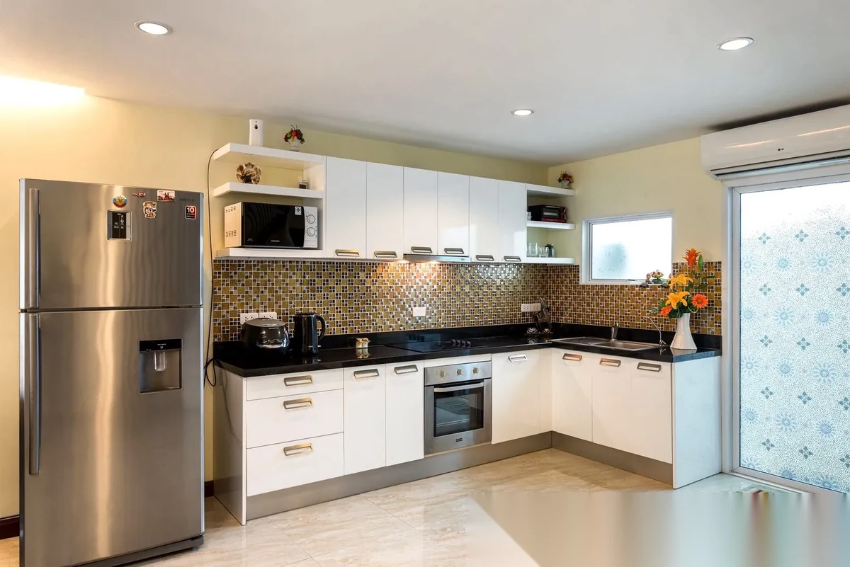 3 Bedroom Townhouse for rent at AP Grand Residence complex · Kamala · Pool View — photo 3