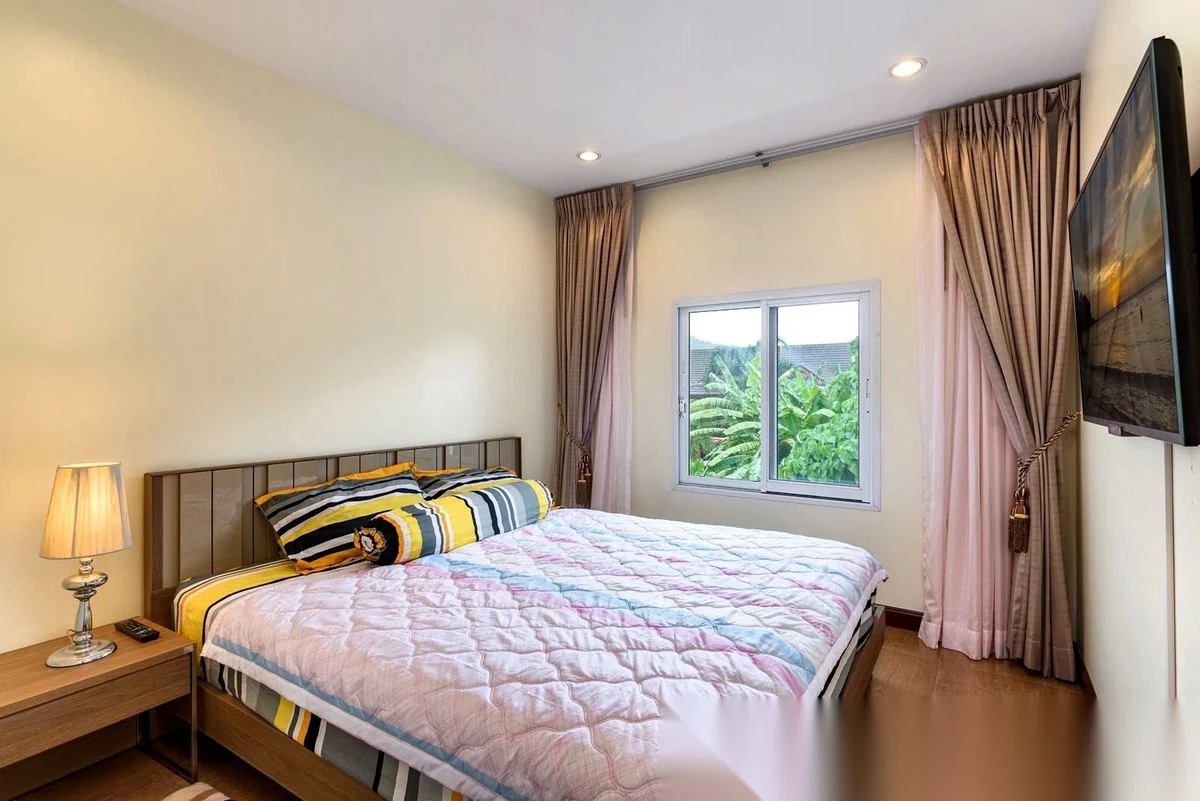 3 Bedroom Townhouse for rent at AP Grand Residence complex · Kamala · Pool View — photo 6