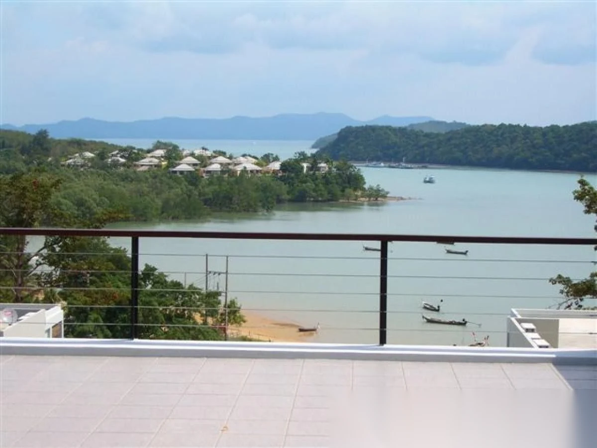 2 Bedroom Apartment for sale at East Coast Ocean Villas complex · Pa Khlok · Sea View — photo 18