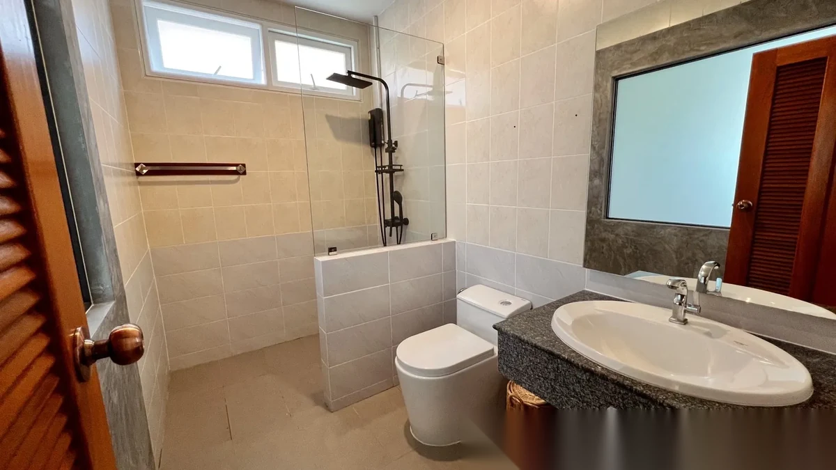 2 Bedroom House for rent at The Valley 2 complex · Si Sunthon · Garden View — photo 5