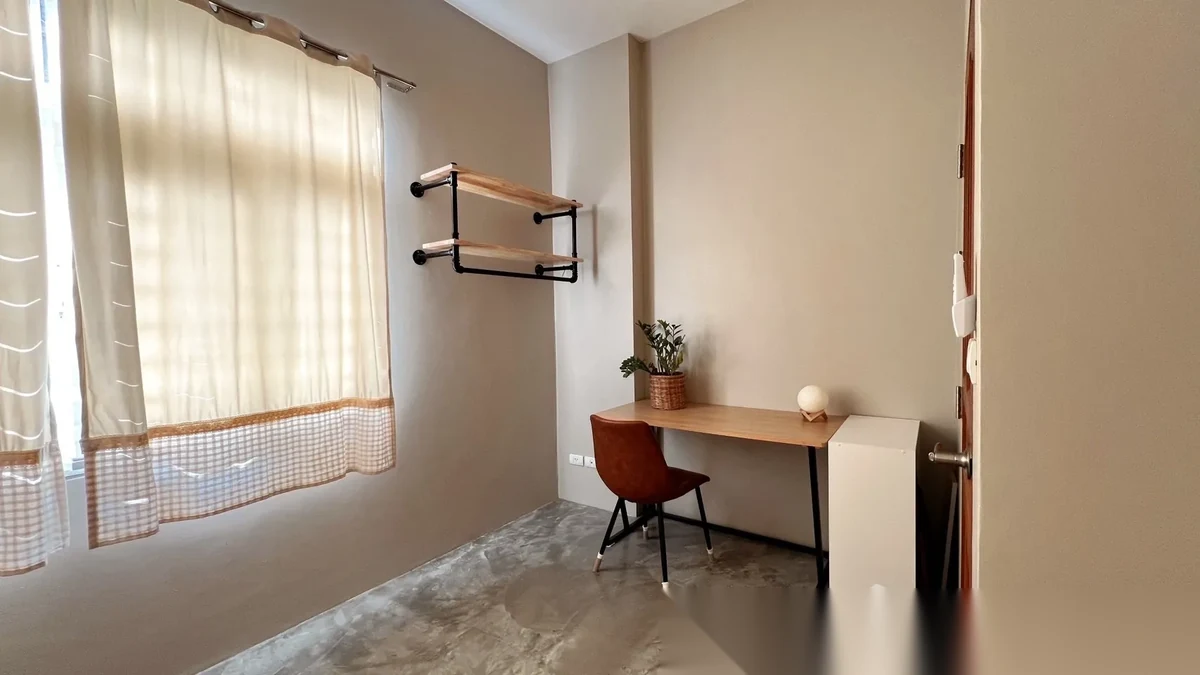 2 Bedroom House for rent at The Valley 2 complex · Si Sunthon · Garden View — photo 6