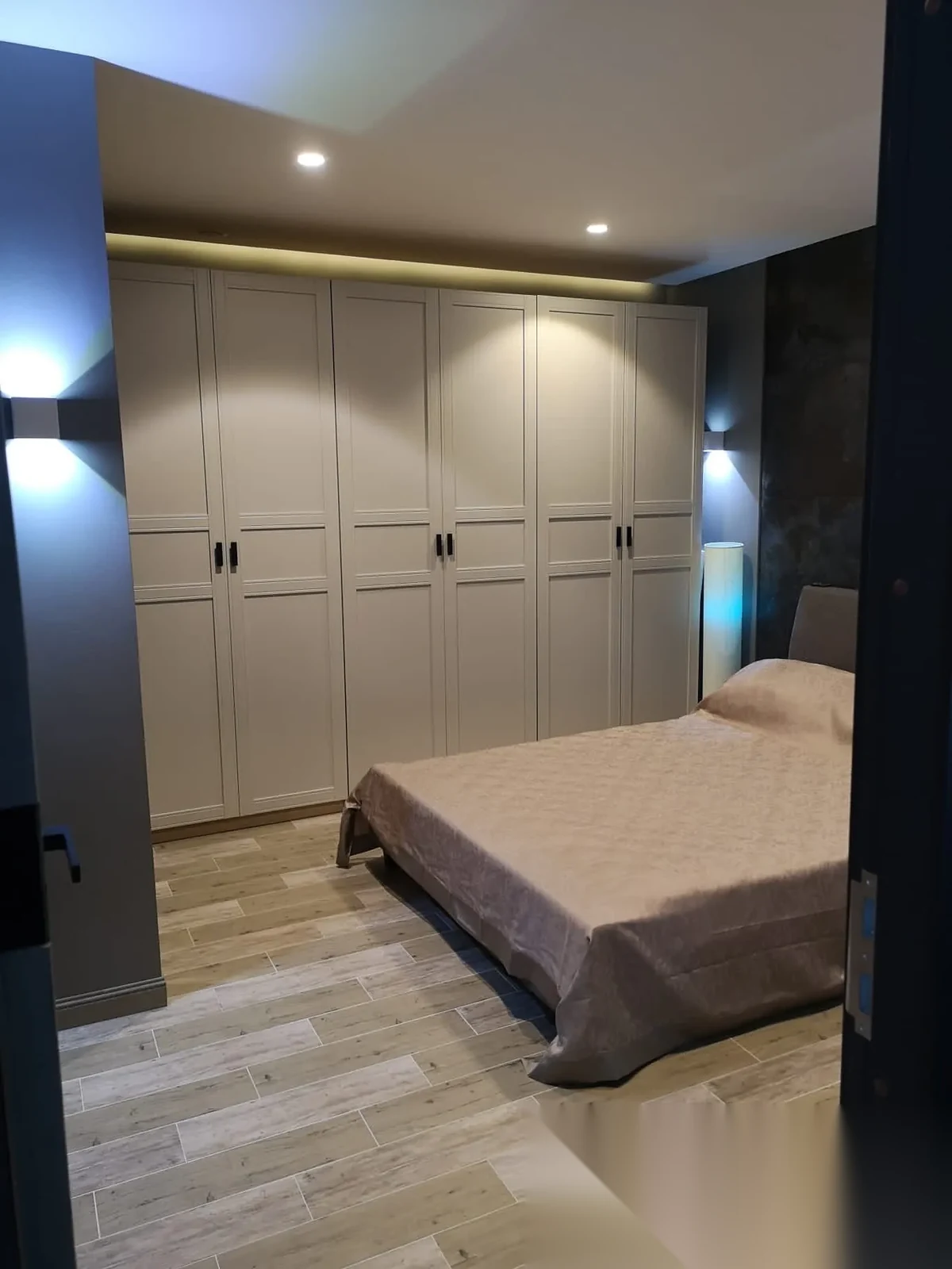 Апартаменты 2BR в ЖК The Trees Residence · Камала · Вид на бассейн — фото 7
