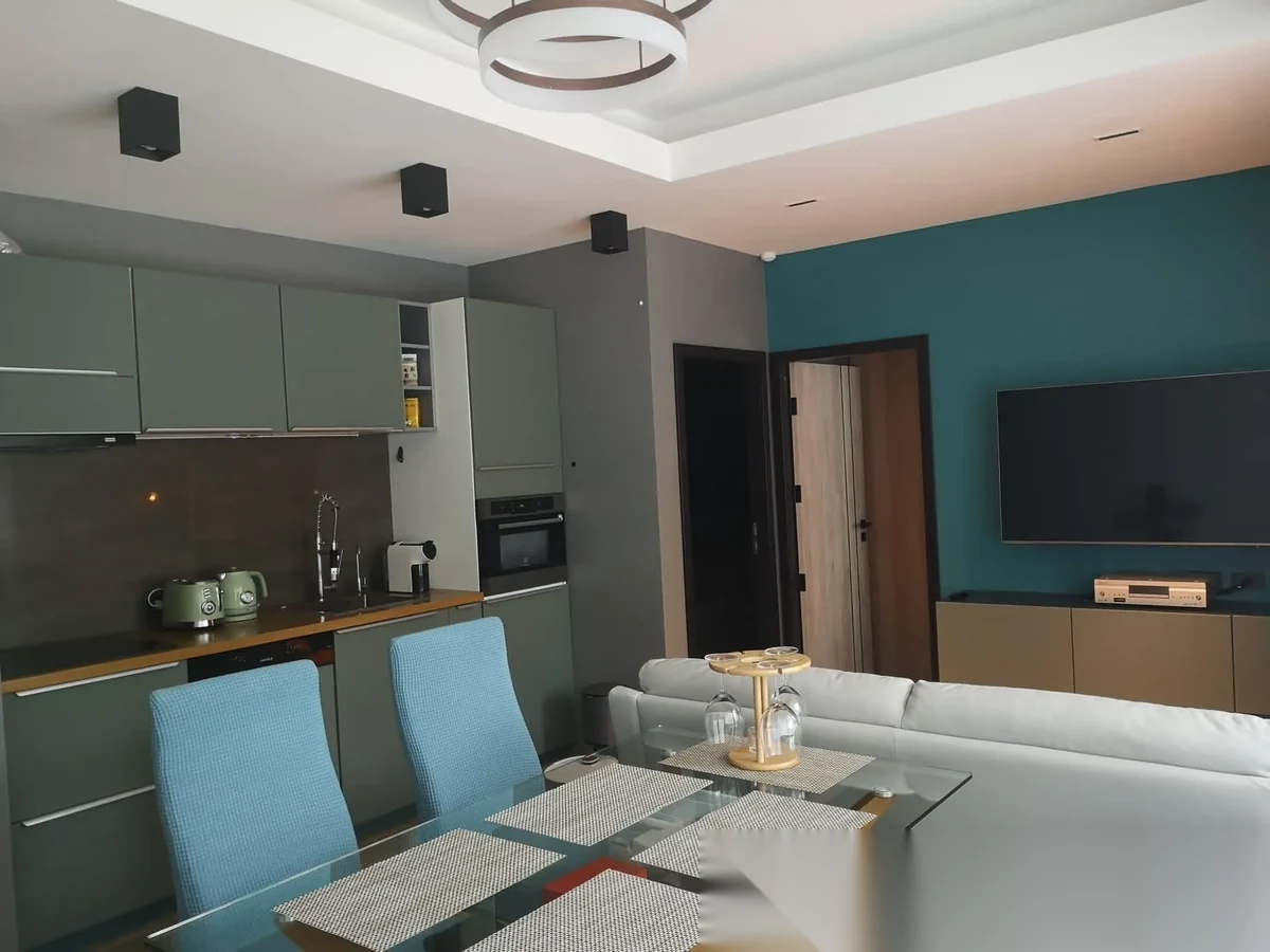 Апартаменты 2BR в ЖК The Trees Residence · Камала · Вид на бассейн — фото 13