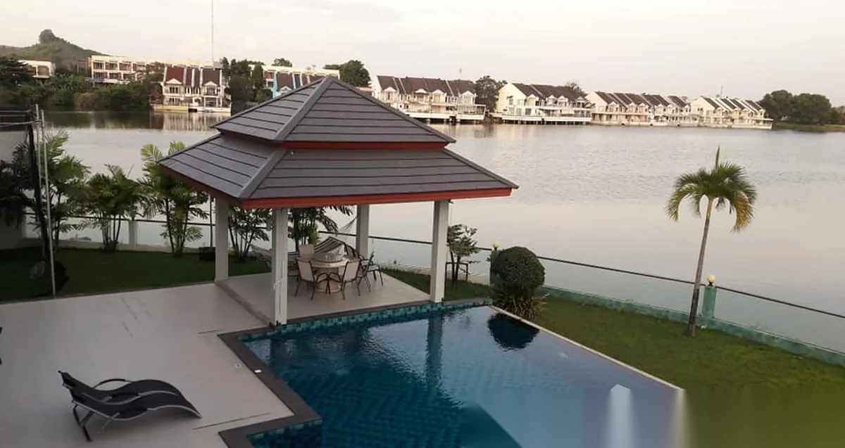 6 Bedroom House for rent at Land and Houses Park complex · Chalong · Lake View