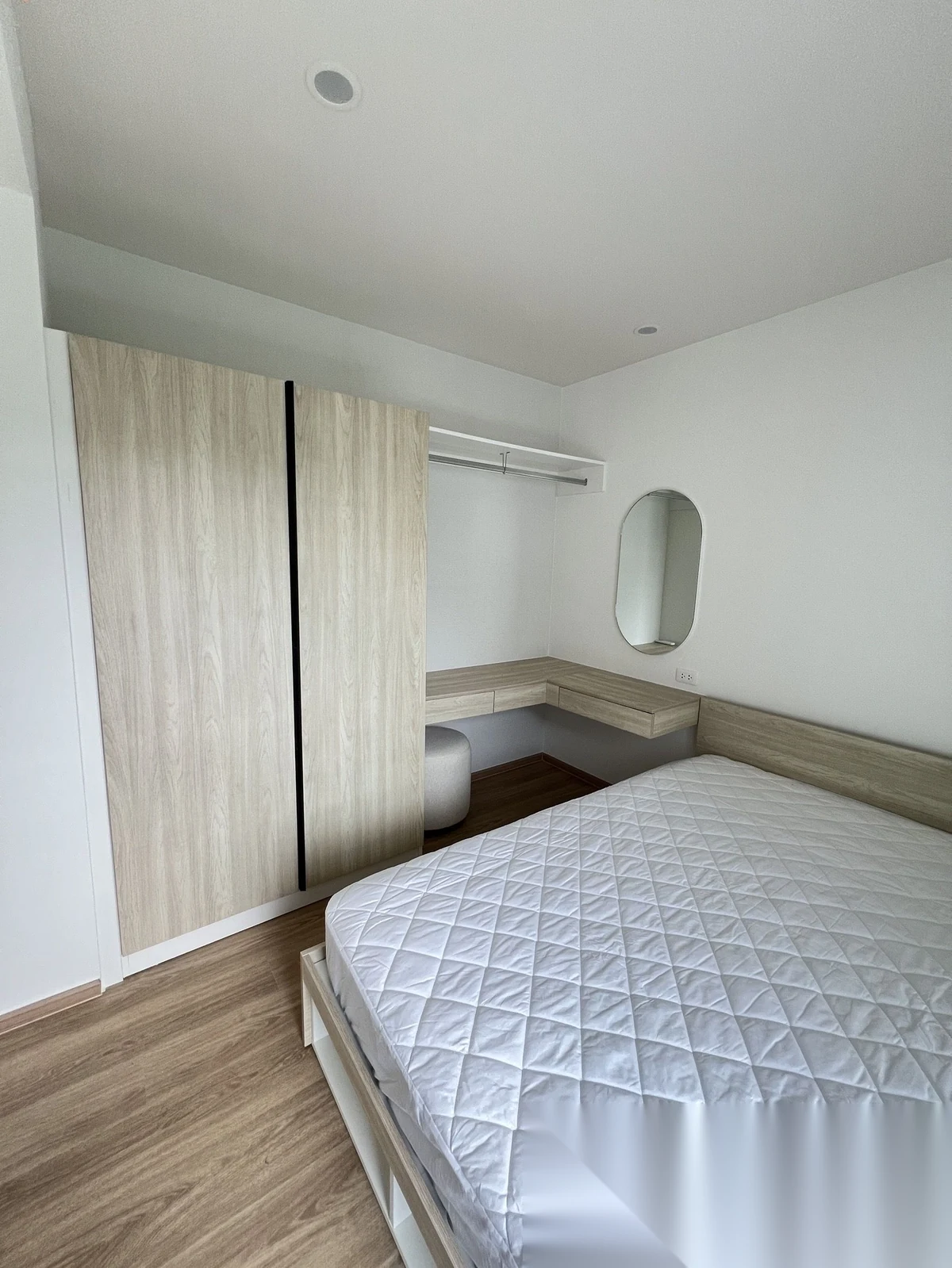 Апартаменты 1BR в ЖК Phyll Phuket by Central Pattana · Вичит · Вид на бассейн — фото 5