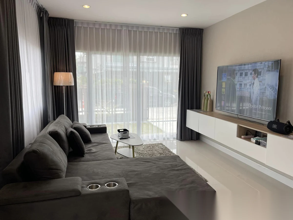 Дом 3BR в комплексе The Plant Thepkrasatti-Thalang · Теп Красаттри · Вид в сад — фото 7