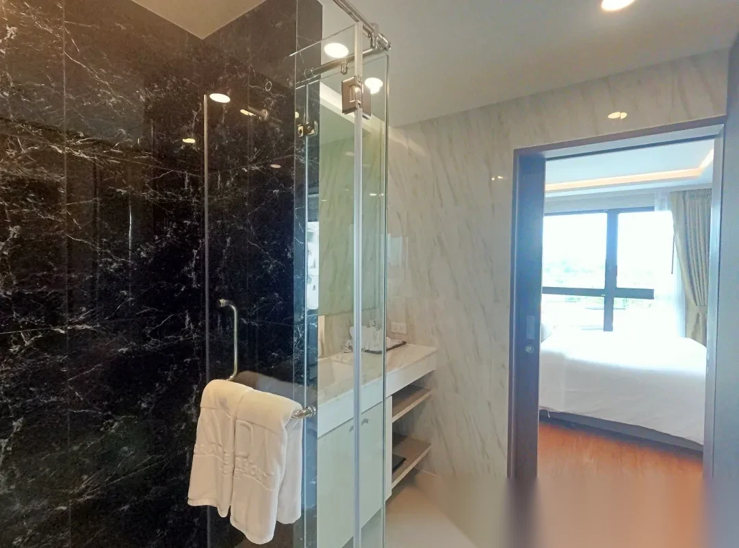 Апартаменты 2BR в ЖК Mida Grande Resort Condominiums · Чернг Тале / Bang Tao · Вид на море — фото 16