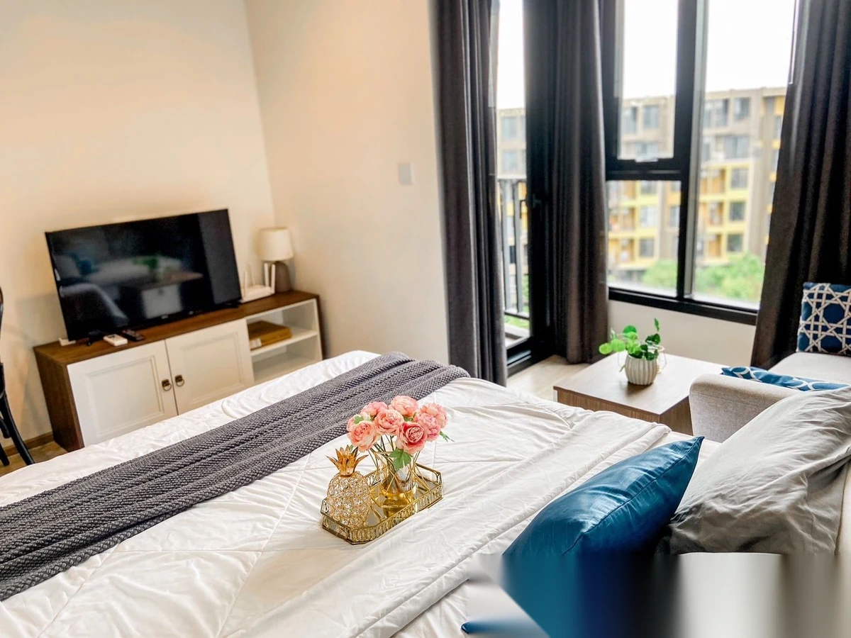 Studio Apartment for rent at THE BASE Central Phuket complex · Wichit · Pool View — photo 7