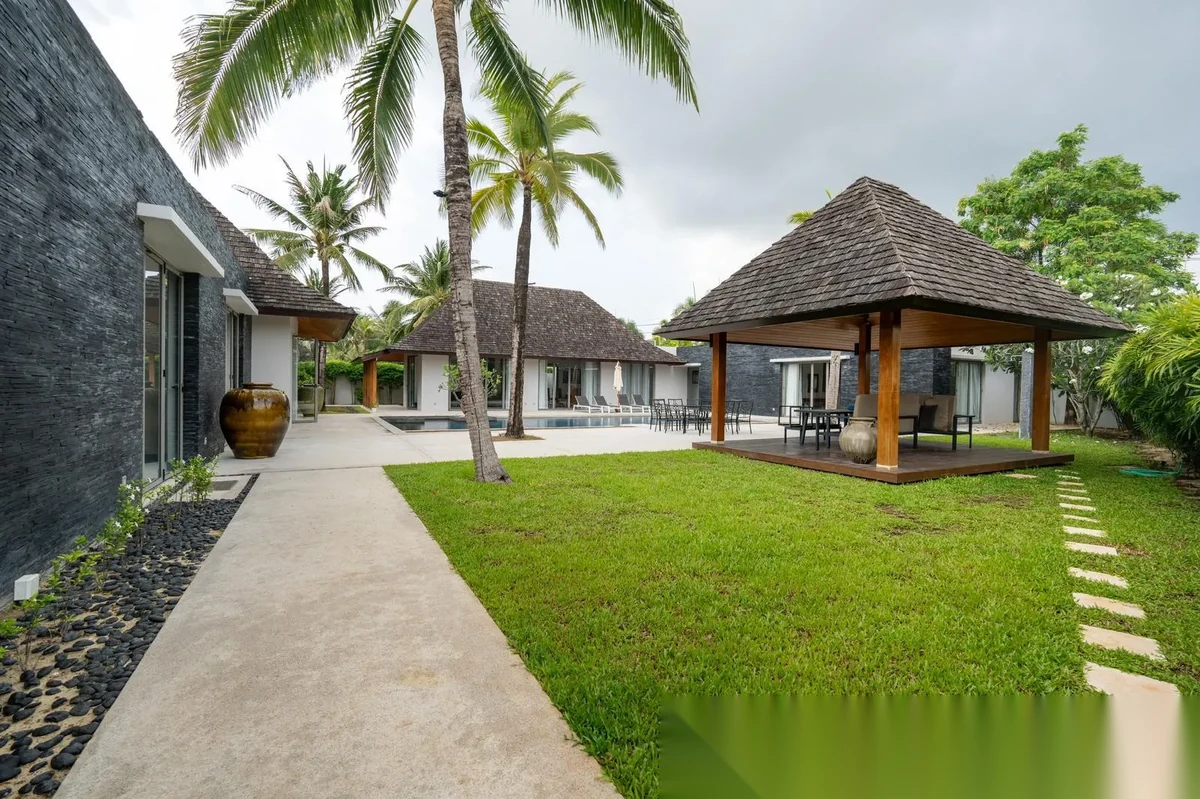 4 Bedroom Villa for rent at Anchan Lagoon complex · Thep Krasattri · Pool View — photo 10