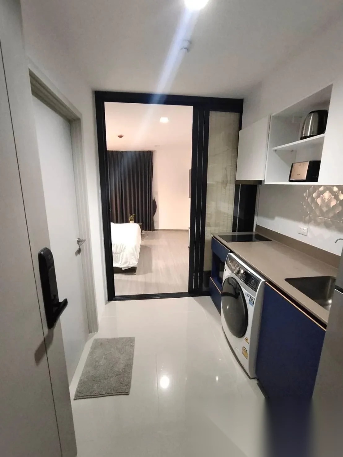 Studio Apartment for rent at THE BASE Central Phuket complex · Wichit — photo 4
