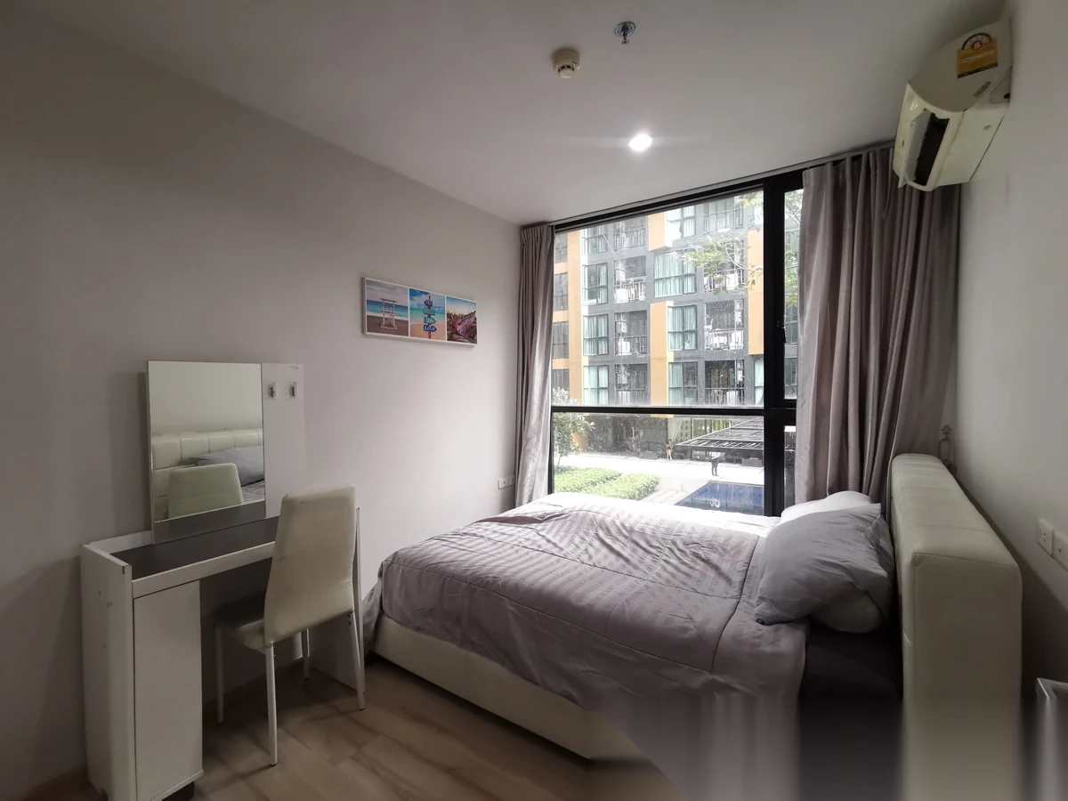 Апартаменты 1BR в ЖК The Base Height · Пхукет-таун · Вид на бассейн — фото 3