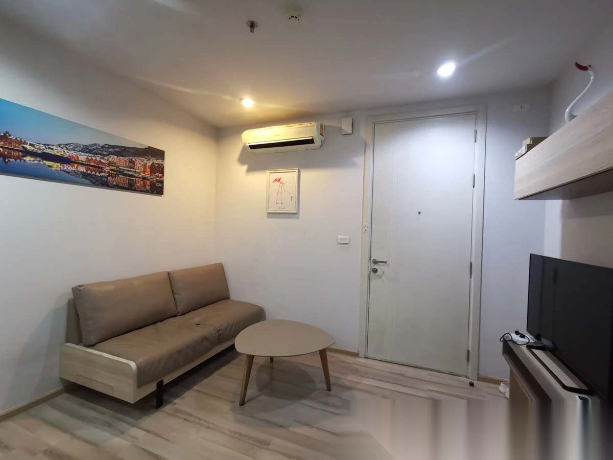 Апартаменты 1BR в ЖК The Base Height · Пхукет-таун · Вид на бассейн — фото 6