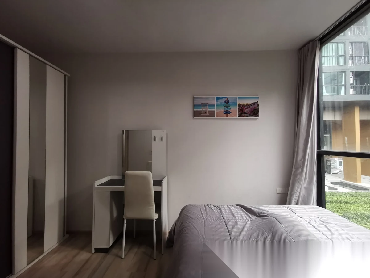 Апартаменты 1BR в ЖК The Base Height · Пхукет-таун · Вид на бассейн — фото 8