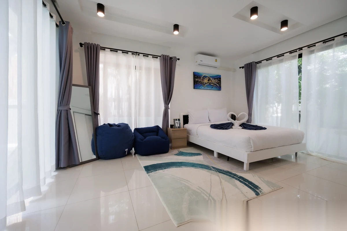 Вилла 4BR в комплексе The Regent Pool Villa · Камала · Вид на бассейн — фото 13