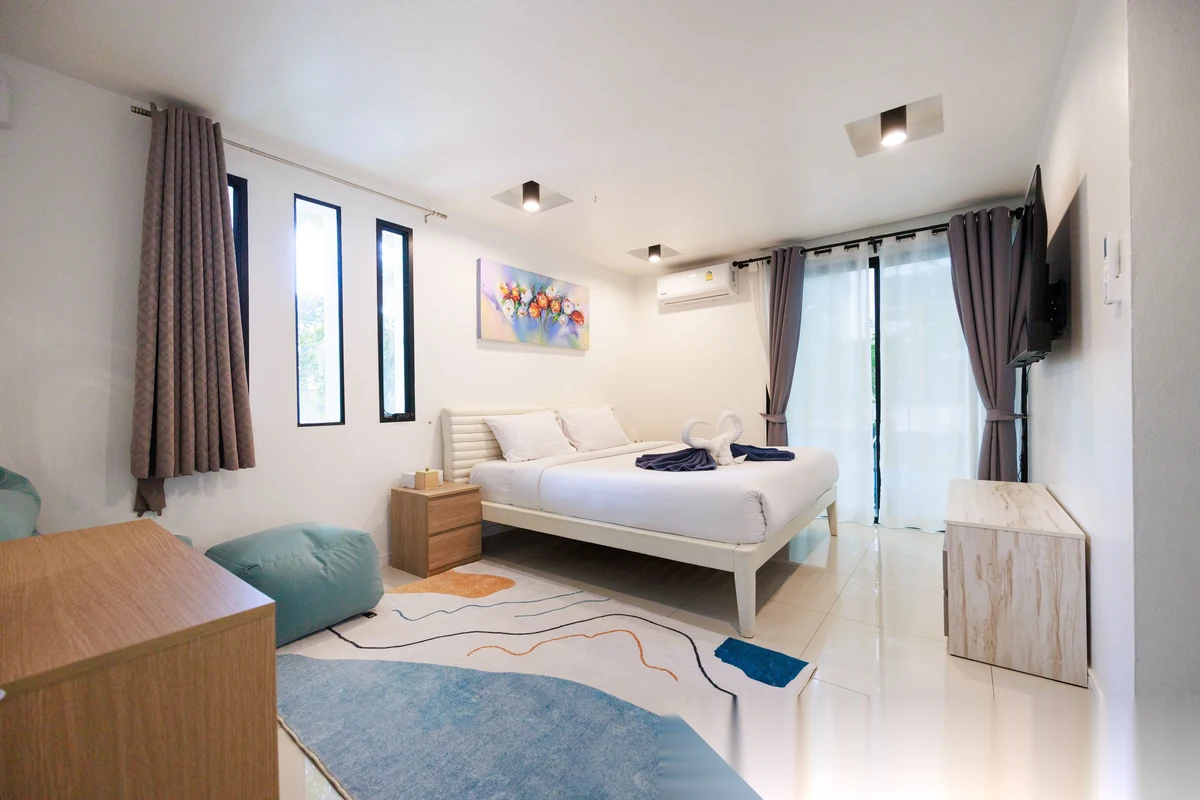 Вилла 4BR в комплексе The Regent Pool Villa · Камала · Вид на бассейн — фото 21