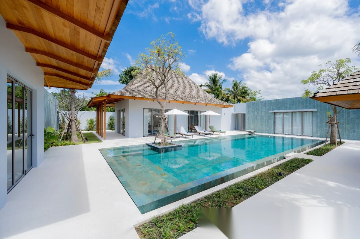4 Bedroom Villa for rent at Anchan Tropicana complex · Thep Krasattri · Pool View — photo 7