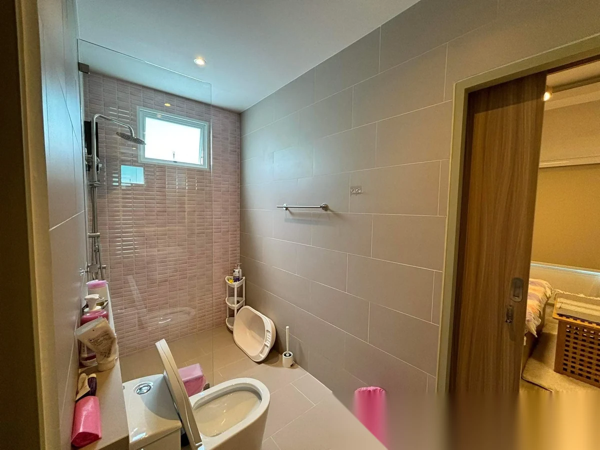 3 Bedroom House for rent at Aiyada Manik Bangjo complex · Si Sunthon · Pool View — photo 8