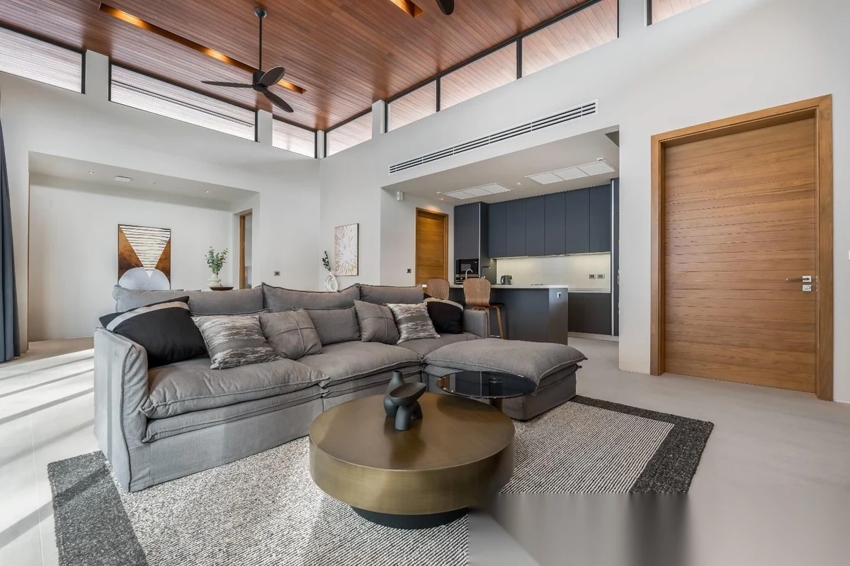 3 Bedroom Villa for rent at Botanica Modern Loft complex · Si Sunthon · Pool View — photo 2
