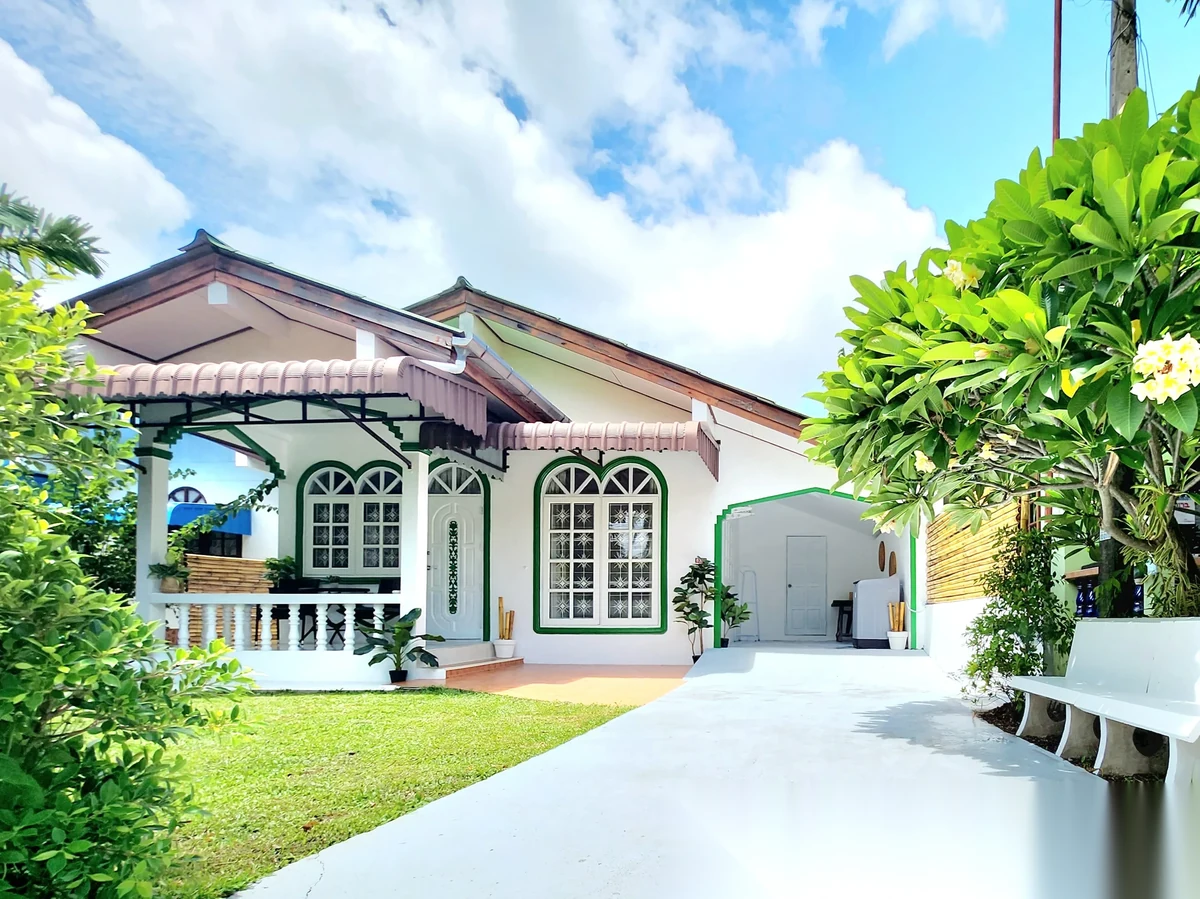 2 Bedroom House for rent · Patong · Garden View — photo 6